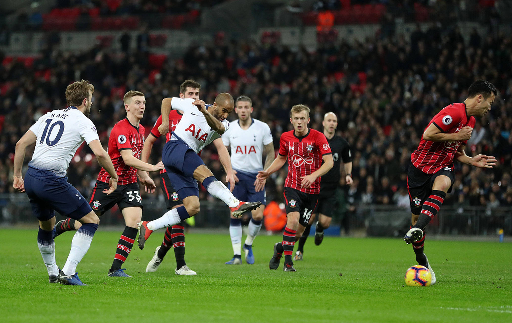 一个循环的 一个循环的